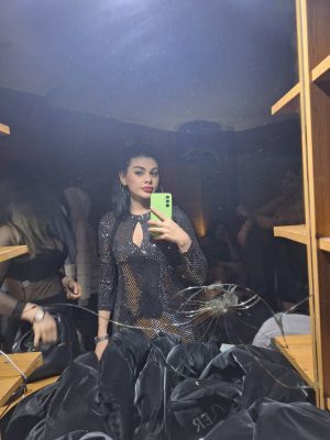 basmane-escort-bayan-zhansel-zarafetin-sembolu